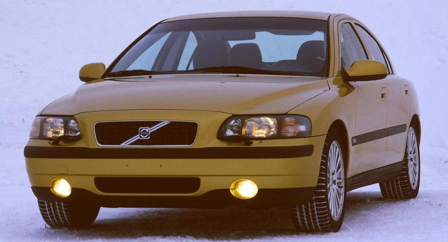 Volvo triệu hồi gần nửa triệu ô tô hơn 10 năm tuổi