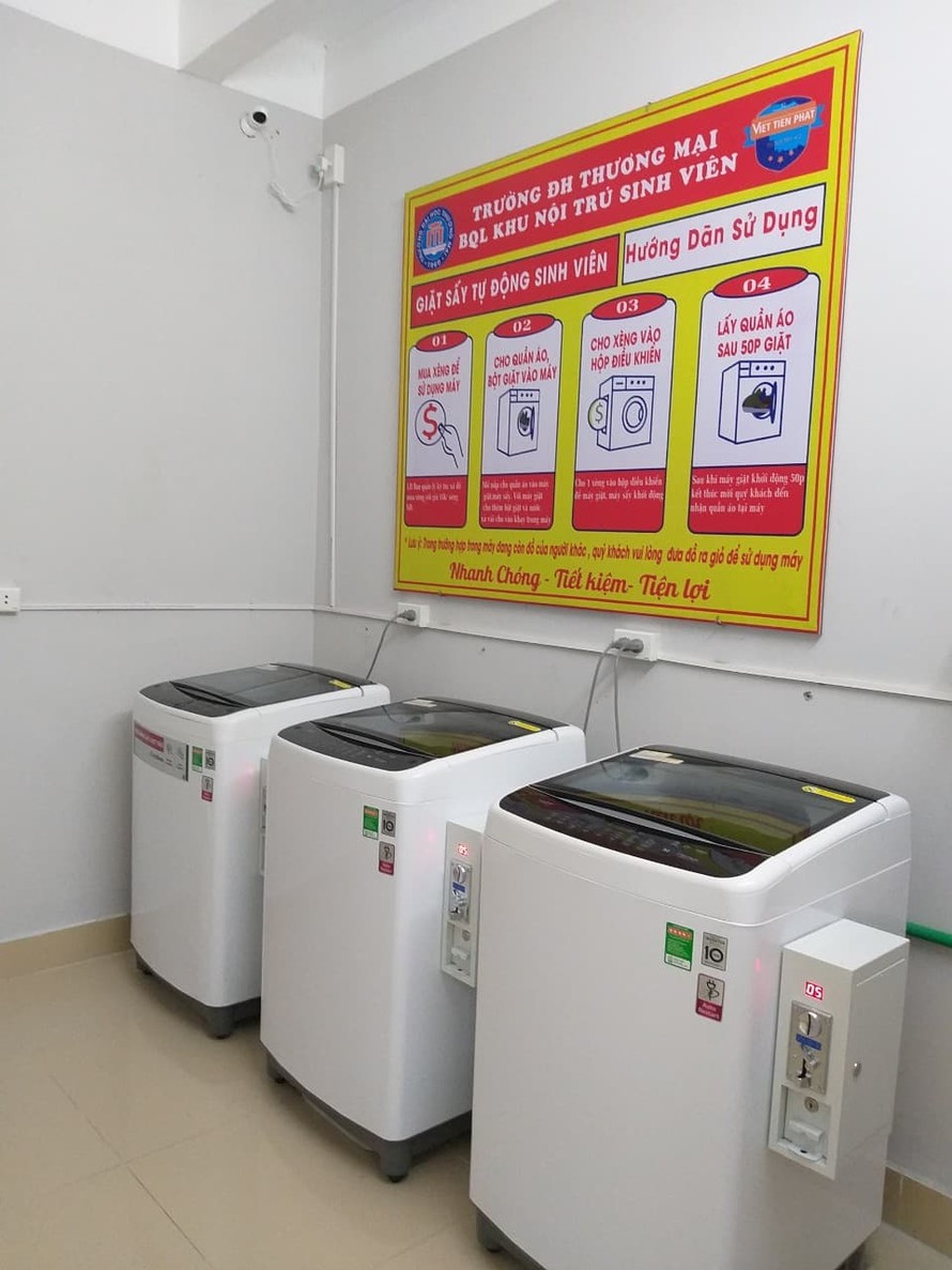 Hệ thống máy giặt phục vụ sinh viên trong KTX của trường ĐH Thương mại