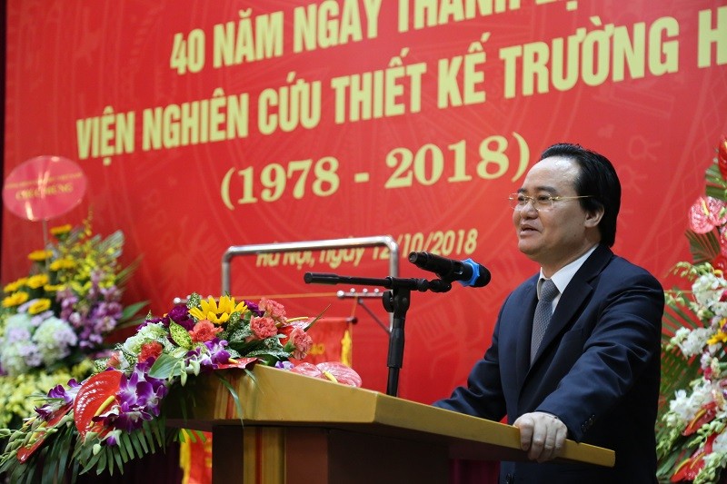 Bộ trưởng Bộ GD&ĐT Phùng Xuân Nhạ phát biểu tại buổi lễ kỷ niệm
