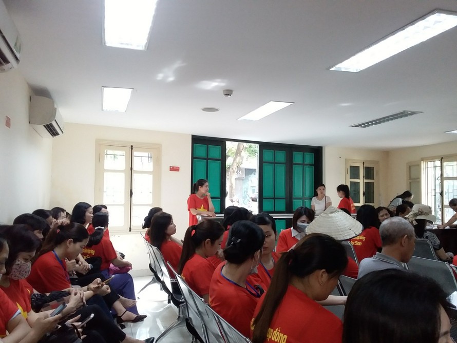 Gần 300 giáo viên kỳ cựu ở Sóc Sơn nguy cơ mất việc