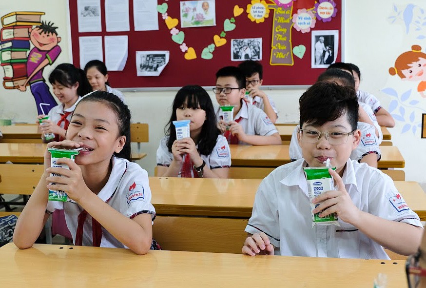 Hà Nội: Hơn 1 triệu học sinh tiểu học, trẻ mẫu giáo tham gia sữa học đường