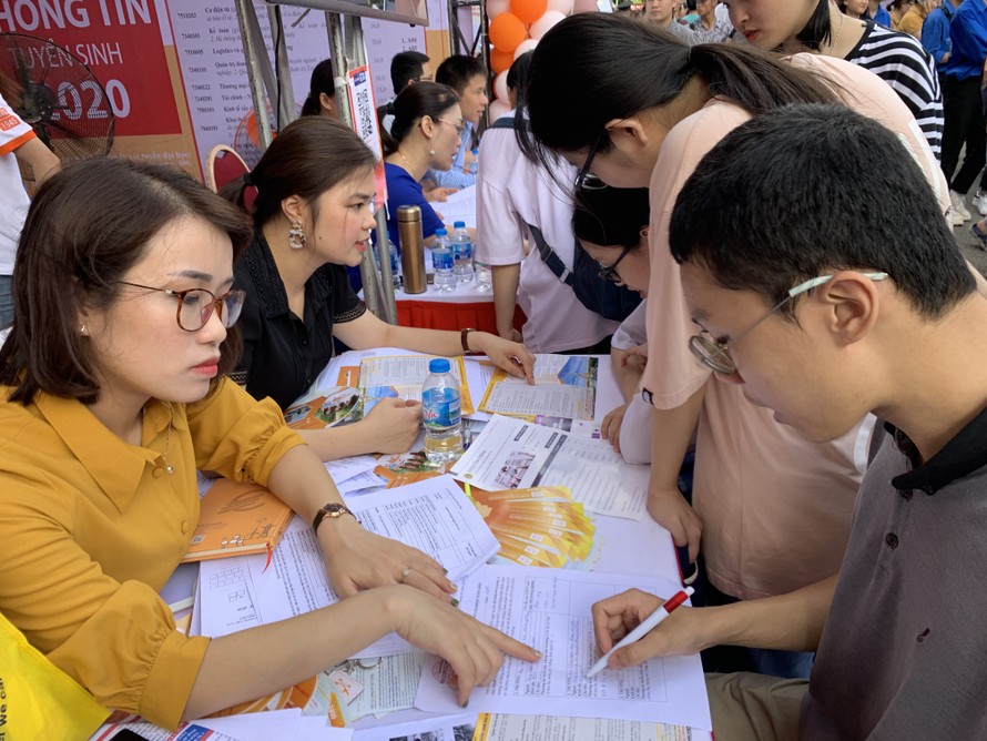 Nhiều ĐH tăng chỉ tiêu tuyển sinh, chất lượng đào tạo có đảm bảo?