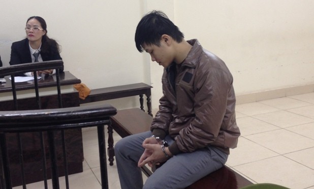 Nguyễn Anh Tú tại tòa.