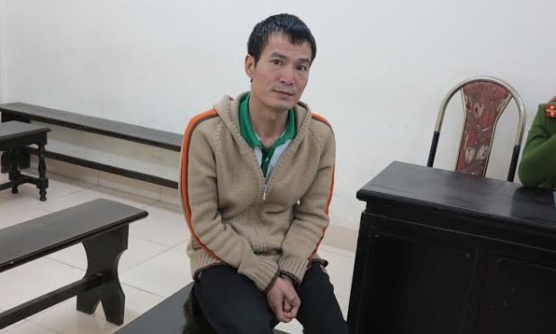 Nguyễn Quang Tuấn tại toà.