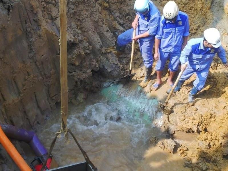 Đường ống nước sạch Sông Đà bị vỡ 18 lần từ năm 2012 đến 2016.
