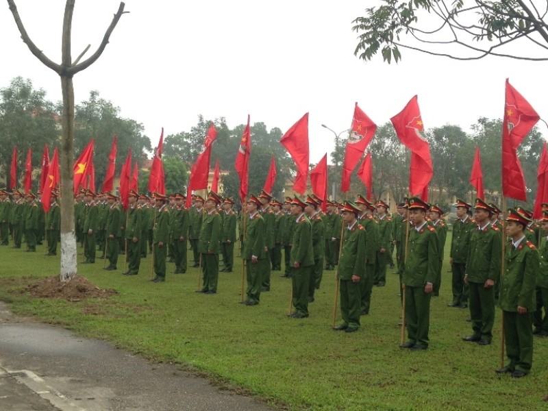 Khoảng 600 Đoàn viên thanh niên thuộc Tổng cục VIII Bộ Công an đã tham ra Lễ ra quân Tháng Thanh niên 2018.