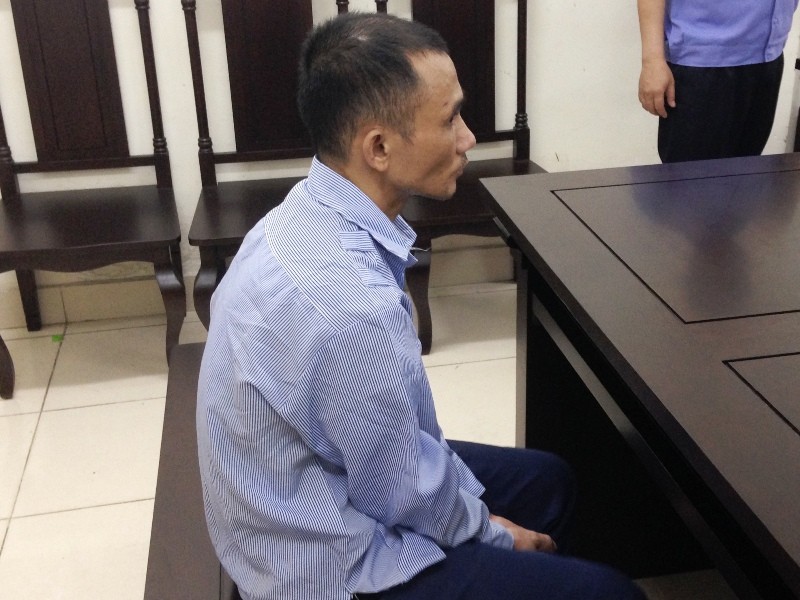 Nguyễn Hồng Quang tại tòa án Hà Nội.