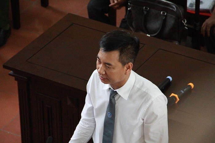 Luật sư Nguyễn Danh Huế tại tòa.