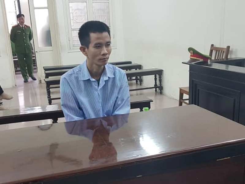 Bị cáo Nguyễn Văn Hiệp tại tòa.