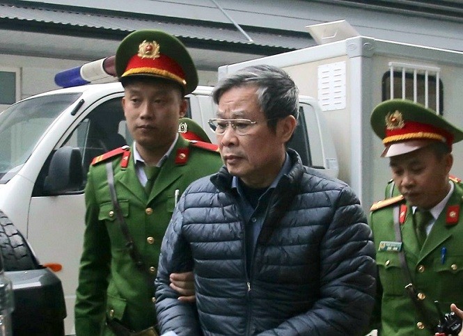 Bị cáo Nguyễn Bắc Son đã phản cung, nói không nhận hối lộ 3 triệu USD.
