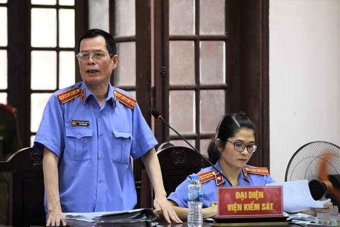 Đại diện Viện KSND tỉnh Thái Nguyên thực hành quyền công tố tại tòa.