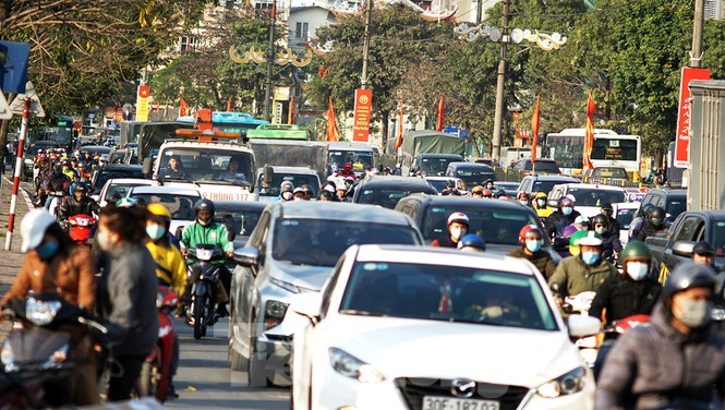 Tắc đường tại Hà Nội vào chiều 31/12/2020.