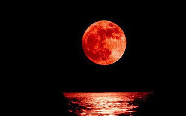 "Siêu trăng máu" tối nay là sự kiện thiên văn được mong chờ nhất năm 2021.