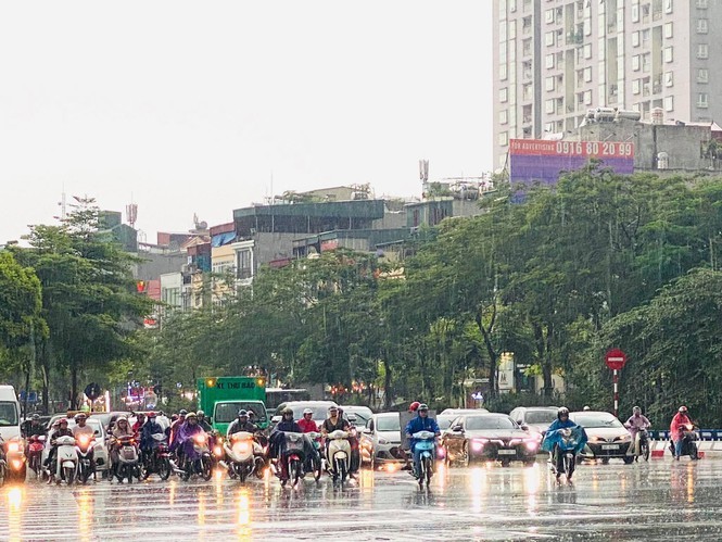 Hà Nội và các tỉnh miền Bắc, Tây Nguyên và Nam Bộ có mưa trong hôm nay.