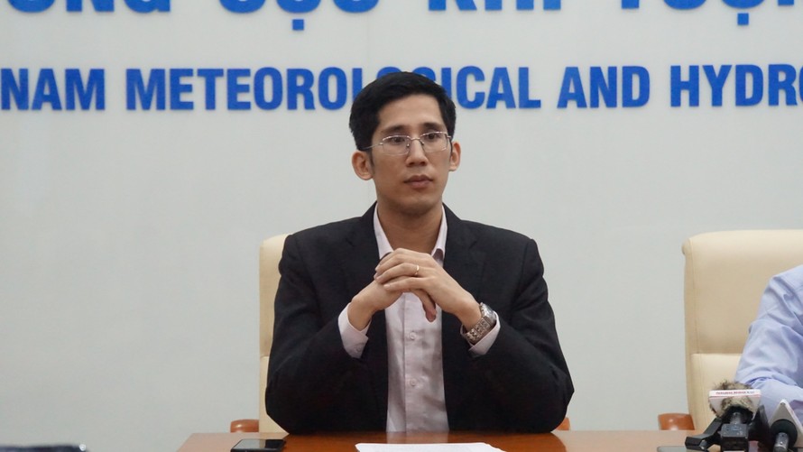 Ông Trần Quang Năng, Trưởng phòng Dự báo Thời tiết của Trung tâm Dự báo Khí tượng Thủy văn Quốc gia.