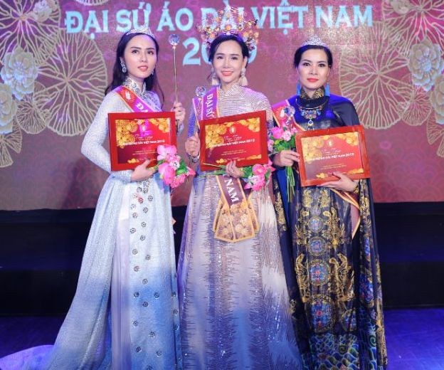 Nữ doanh nhân Thủ đô đăng quang cuộc thi Đại sứ áo dài Việt Nam