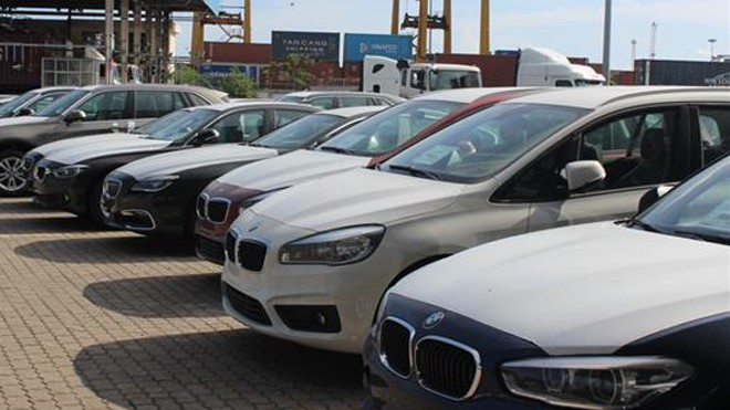 Lô xe BMW đang lưu tại cảng VICT sau khi Euro Auto bị khởi tố 