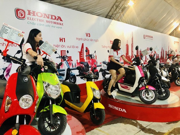 Một số mẫu xe tại 'Lễ ra mắt và chạy thử xe máy điện Honda chính hãng' ở TPHCM vừa qua. Ảnh: Tuổi Trẻ