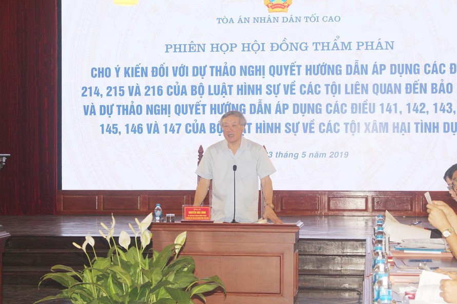 Bí thư Trung ương Đảng, Chánh án TANDTC Nguyễn Hòa Bình chủ trì phiên họp
