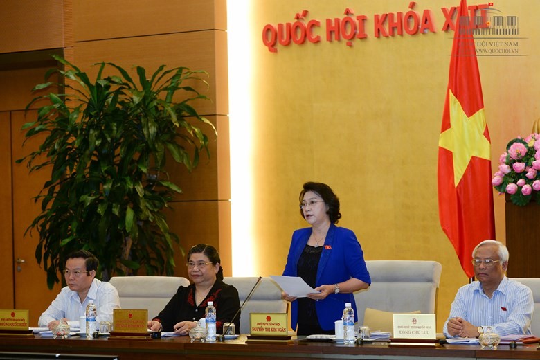 Chủ tịch Quốc hội Nguyễn Thị Kim Ngân phát biểu tại phiên họp Hội đồng bầu cử quốc gia.