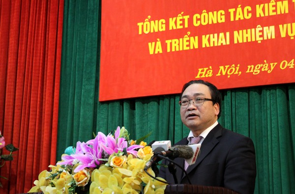 Bí thư Thành ủy Hà Nội Hoàng Trung Hải phát biểu tại hội nghị