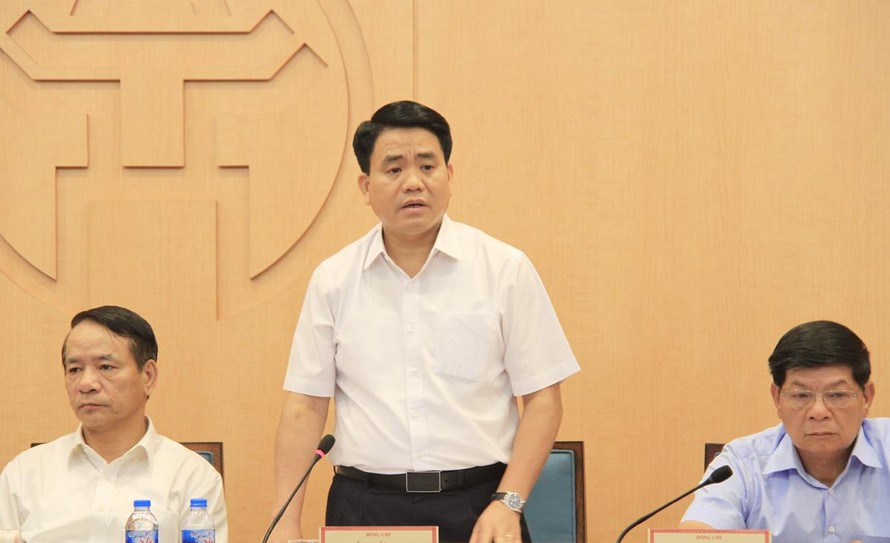 Chủ tịch UBND thành phố Hà Nội Nguyễn Đức Chung phát biểu tại buổi làm việc. Ảnh: Trường Phong