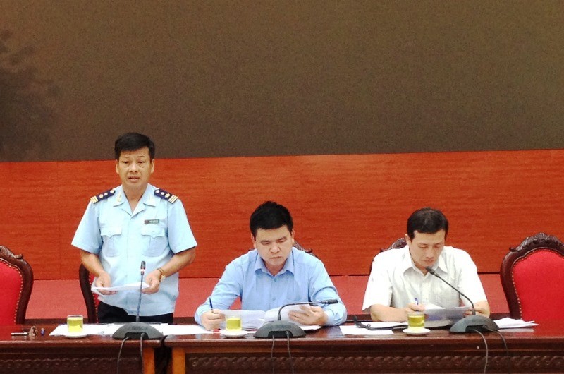 Phó Cục trưởng Cục Hải quan thành phố Hà nội Nguyễn Trường Giang thông tin tại giao ban báo chí