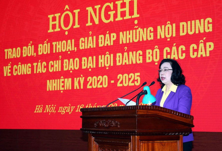 Phó Bí thư Thường trực Thành uỷ Hà Nội Ngô Thị Thanh Hằng phát biểu tại hội nghị