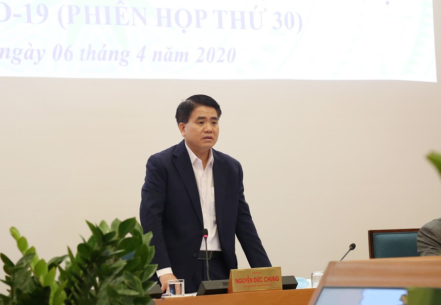 Chủ tịch UBND thành phố Hà Nội Nguyễn Đức Chung phát biểu tại cuộc họp
