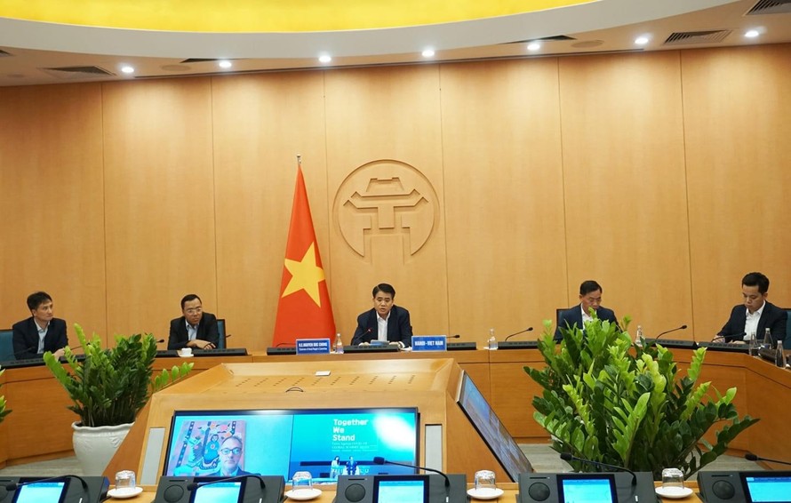 Chủ tịch UBND thành phố Hà Nội Nguyễn Đức Chung chia sẻ kinh nghiệm phòng chống COVID-19