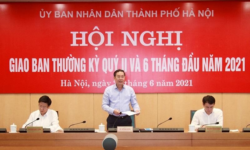 Phó Chủ tịch Thường trực UBND thành phố Hà Nội Lê Hồng Sơn chủ trì hội nghị