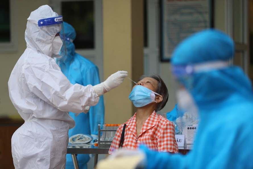 Hà Nội thêm 35 ca dương tính SARS-CoV-2 tại 9 quận, huyện