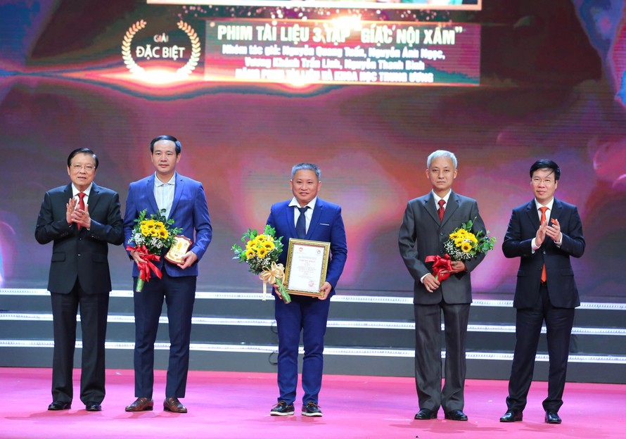 Báo Tiền Phong đạt giải A về phòng, chống tham nhũng