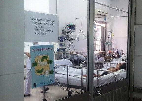 Một bệnh nhân bị nhiễm cúm A/H1N1 được cách li tại BV Chợ Rẫy. ảnh: Hoài Nhơn
