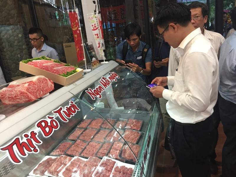 Người tiêu dùng tìm hiểu thịt bò Nhật nuôi tại Việt Nam