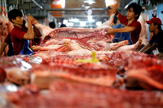 Giá thịt lợn hơi tại hầu hết các tỉnh tăng 1.000 - 3.000 đồng một kg so với tháng 3 sau khi dịch tả lợn châu phi được khống chế.