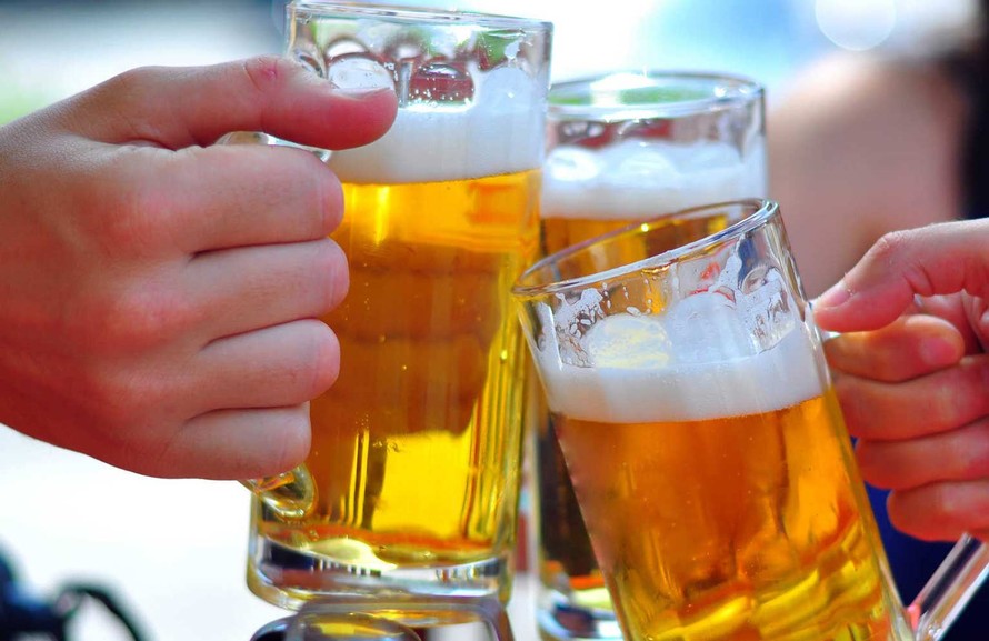 Uống quá nhiều rượu bia là nguyên nhân gây ra nhiều bệnh nguy hiểm