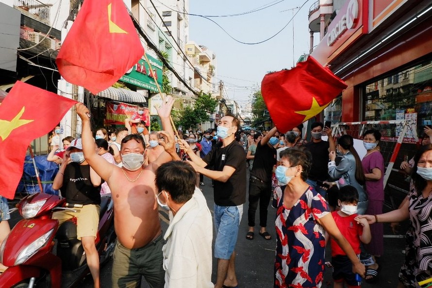 Dân Mả Lạng vui mừng khi thoát phong tỏa (ảnh:HCDC)