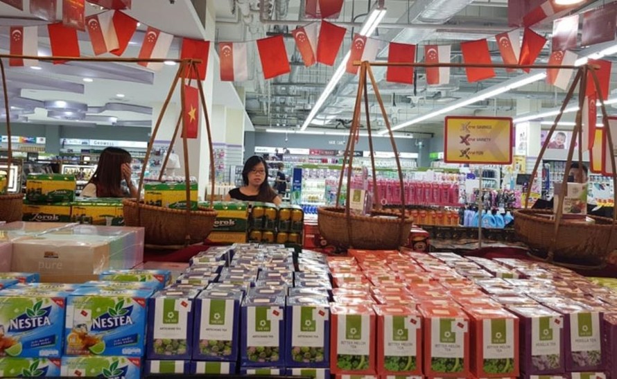 Hàng Việt Nam tại siêu thị của Tập đoàn NTUC FairPrice (Singapore)