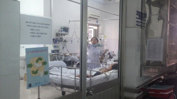 Bệnh nhân nguy kịch do cúm A/H1N1 từng chở khách du lịch bị cúm