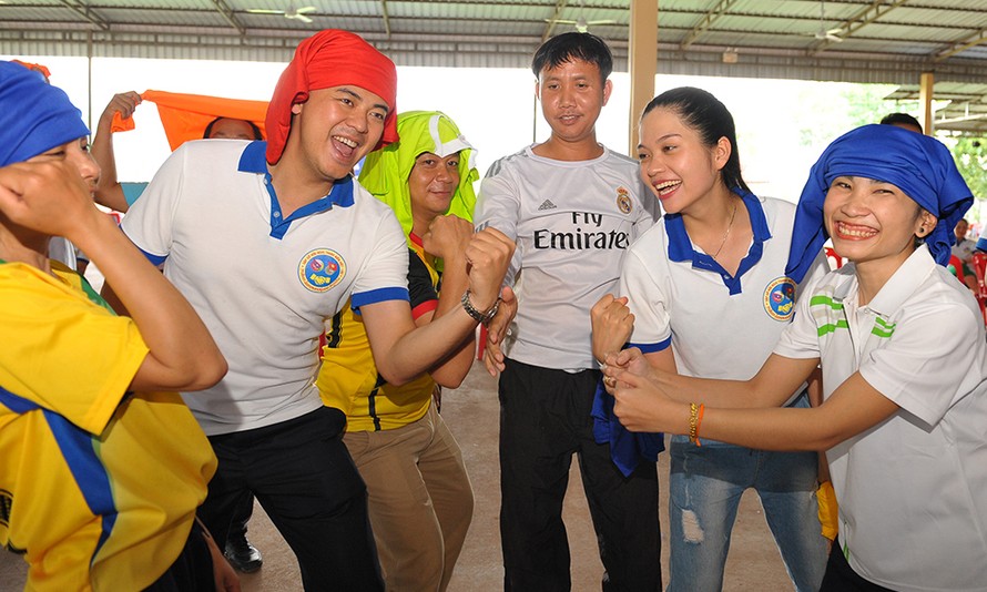Tuổi trẻ Việt – Lào hợp tác dựng xây dựng đất nước