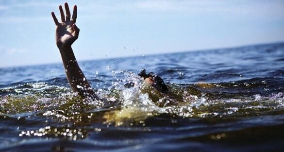 5 người bị đuối nước tại khu du lịch biển Ba Động may mắn được chiến sĩ biên phòng ứng cứu kịp thời (ảnh minh hoạ)