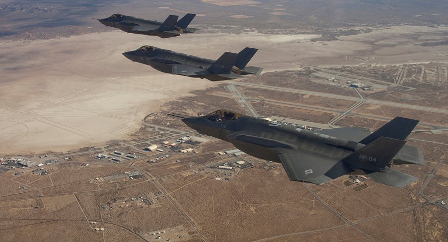 Quyền bộ trưởng Quốc phòng Mỹ chỉ trích chương trình tiêm kích F-35