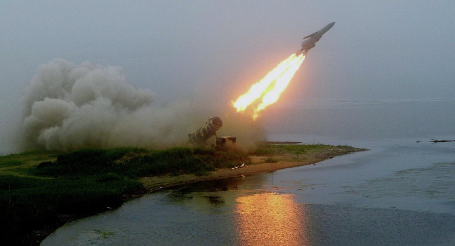 Nga tích hợp biến thể tên lửa bờ lên tàu chiến