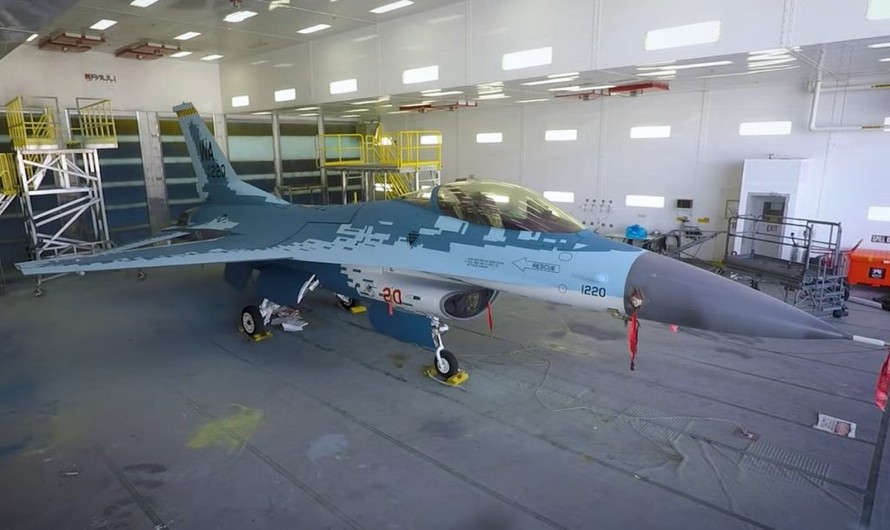 F-16 giả dạng Su-57