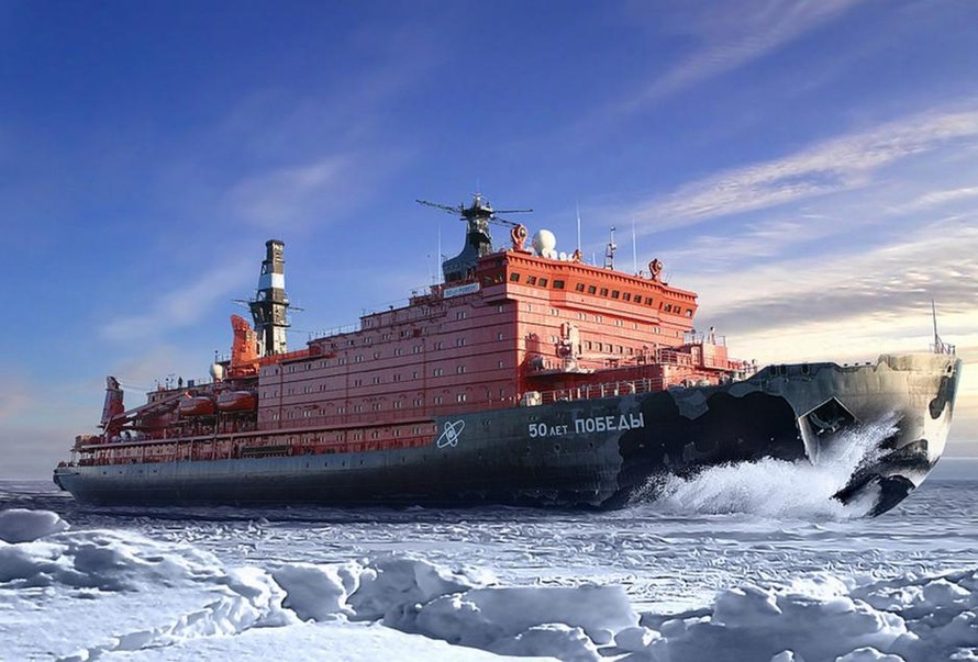 Một tàu phá băng hạt nhân của Nga