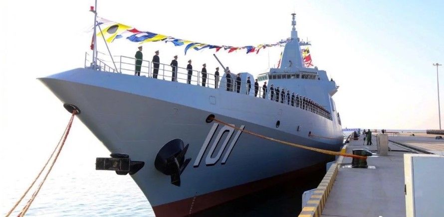 Tàu Nam Xương của hải quân Trung Quốc
