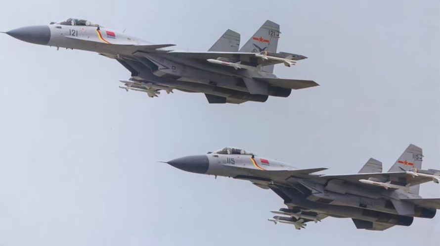 Chiến đấu cơ J-15 của hải quân Trung Quốc