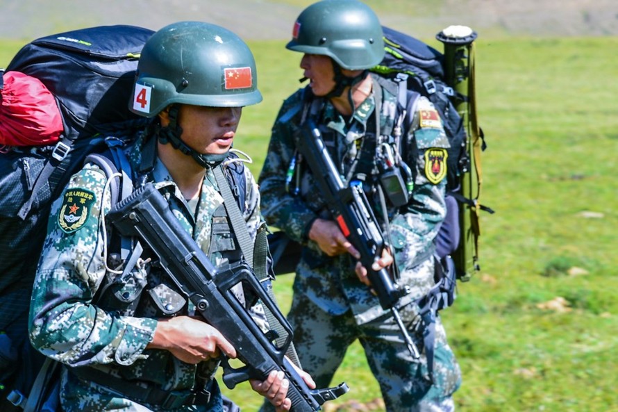 Súng QBZ-95 của quân đội Trung Quốc