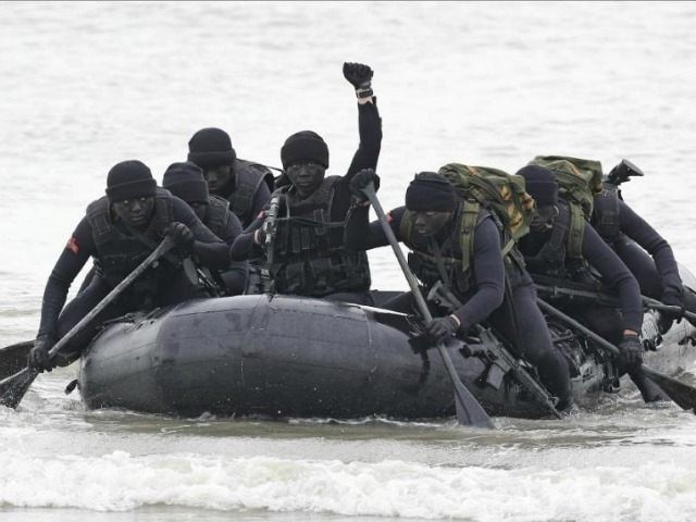 Cơ quan quân sự Đài Loan xác nhận rằng họ đã tái triển khai thủy quân lục chiến tới đảo Pratas ở biển Đông